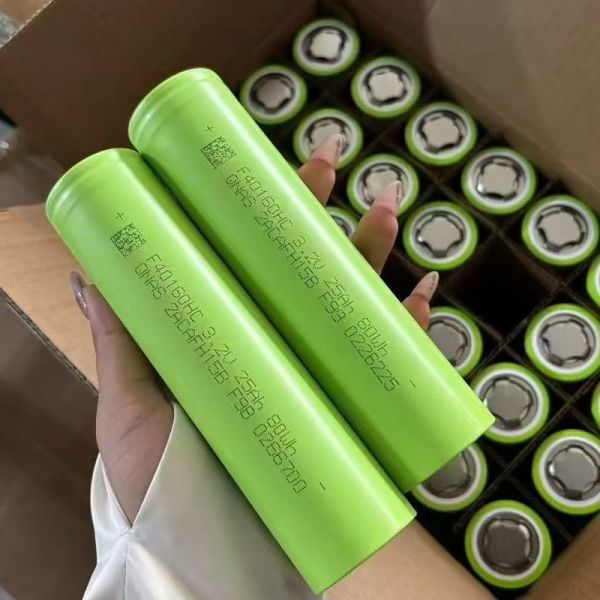 40160 3.2V 25Ah 2C LiFePO4 Power Battery for Electric Vehicle Outdoor Street Light