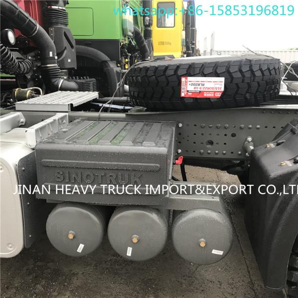 Sinotruk HOWO Prime Mover Truck 6x6 371hp