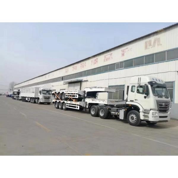 Low Bed 4 Axle Heavy Duty Lowboy Truck Trailer / Container Diesel Semi Tractor