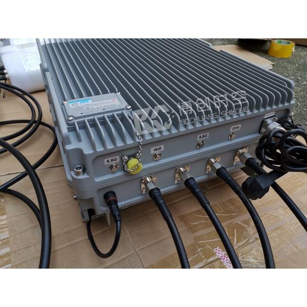 Fixed UAV jammer 1500m one-key drive aerial photography aircraft 1.5g / 2.4g / 5.8g three-segment frequency UAV jammer