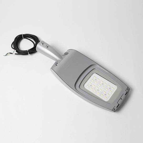 Lumière LED électrique à courant alternatif pour la route