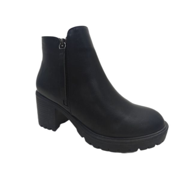 WOMEN'S PU BOOTS