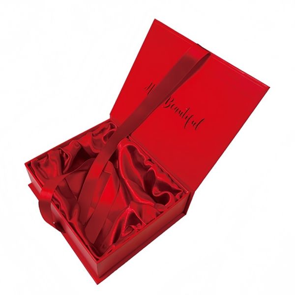 High End Red Makeup Subscription Boxes Tactile Paper Ribbon Flip Cover