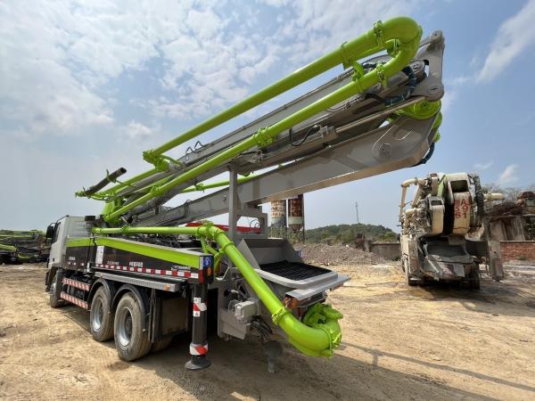 Structure Cylinder Type Zoomlion 38m Concrete Boom Pump Truck for Purchase