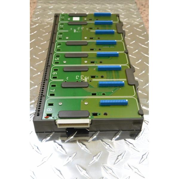 KJ4001X1-BB1 совершенно новое и первоначальное, зеленый цвет главный цвет, НЕСУЩАЯ 8WIDE 6.5-8AMP 12.6-30VDC ИНТЕРФЕЙСА I/O.