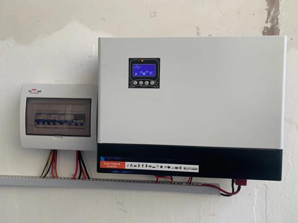 LCD Display Low Frequency Solar Inverter 3KW Pure Sine Wave Inverter