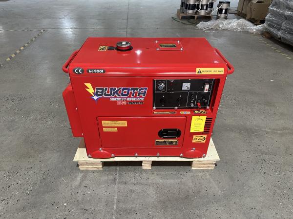6kw Silent Diesel Generator Set Portable Air Cooled Customizable 220V 380V