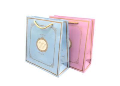 Le beau sac de document actuel coloré de fantaisie/cadeau de papier de crème met en sac pour le bébé