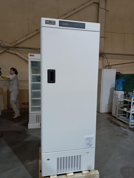 -40℃ Biomedical Vertical Deep Freezer MDF-40V328E 328L Laboratory Freezer for Medical & Research Use