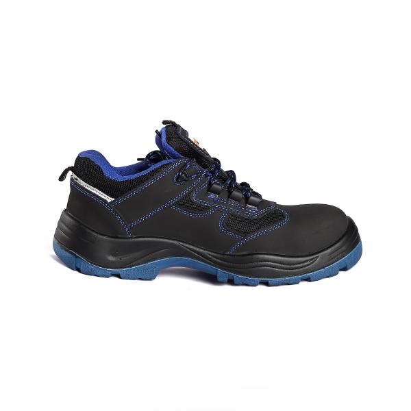 Metal Eyelets Anti-Slip Low-Profile Work Boots With Comfortable EVA Insole Material Safety Shoes
