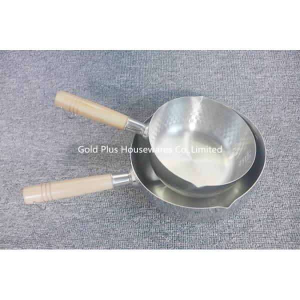 Anti Corrosion 18cm Stainless Steel Milk Pot With Wooden Handle