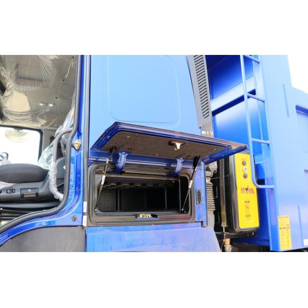 SINOTRUK HOWO T7H Camiones pesados con tirador 440 CV 8X4 Camiones de descarga de basura de construcción urbana