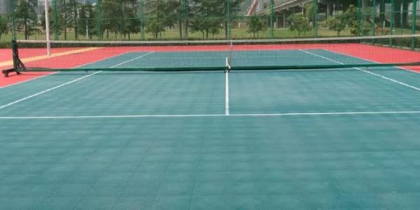 Anti Skid Interlocking Suspended Indoor Sports Flooring Plastic Flooring
