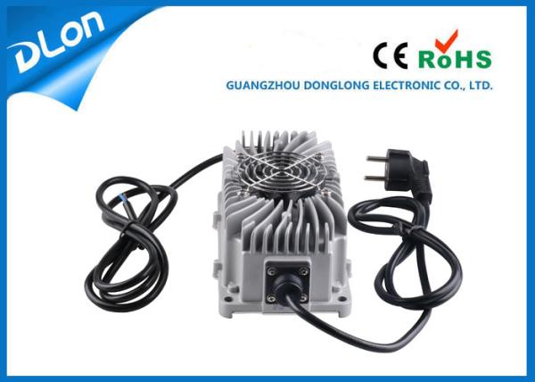 Waterproof IP67 14.6V 12V 15A battery charger for lead acid / lithium / lifepo4 batteries