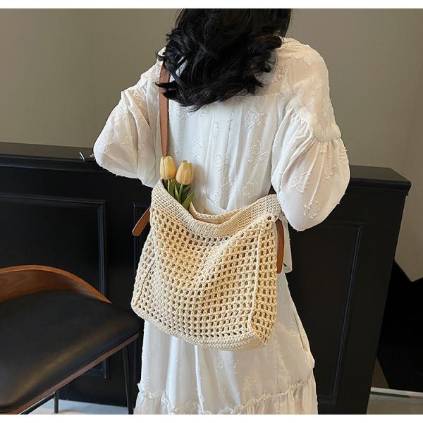 Straw Beach Tote Bag Large Summer Handmade Woven Tote Bag For Women Boho Woven Bags For Summer Vacations Pool Holiday Travel Women Small Straw Bags Summer Beach Tote Bag Handmade Woven Hobo Purse