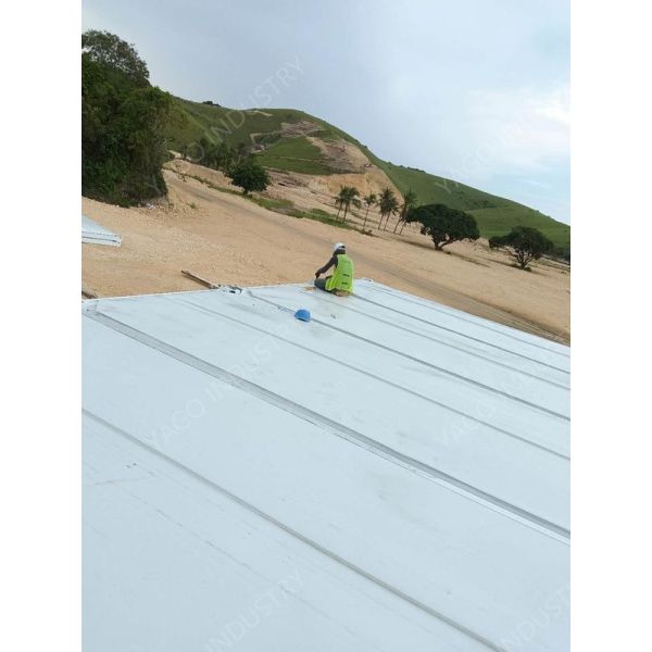 Fireproof Prefabricated Site Office Modular 20 Ft Flat Pack Containers For Construction Sites