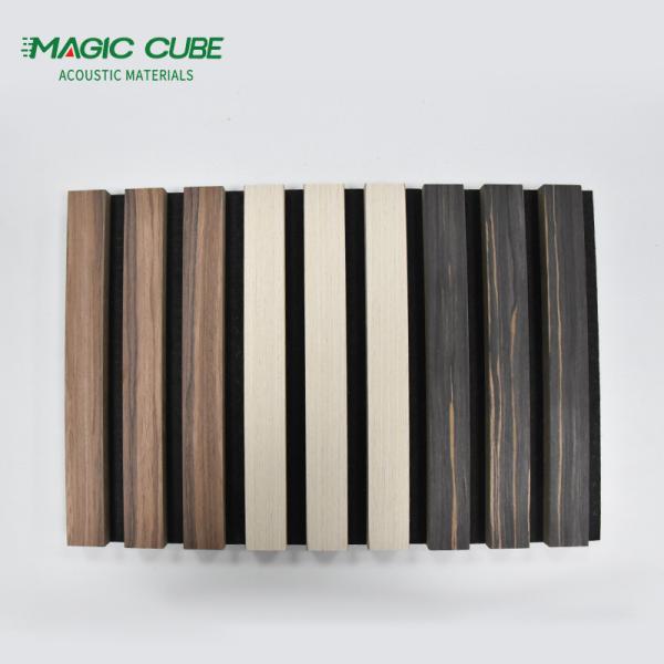 Panneau acoustique en polyester en vente à chaud panneaux acoustiques en bois matériau d'isolation acoustique