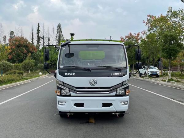 10 cbm Dongfeng 120hp Eu 5 Engine Street Clean Truck for High Pressure Road Jetter