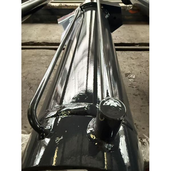 Lifting Double Hydraulic Cylinder With Hard Chrome Plated Intermediate Pivot Pin