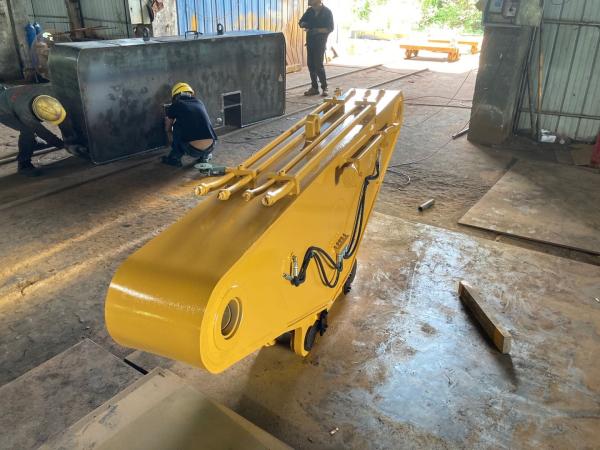 Braço de extensão durável de Long Reach Demolition da máquina escavadora da seção da venda direta três da fábrica para o PC SK do CAT ZX de SANY