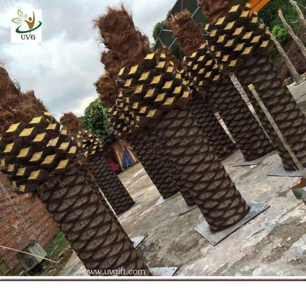 UVG PTR056 big artificial tree trunk with fake coconut palm trees for park landscaping