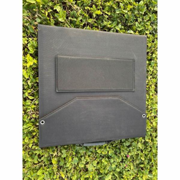 Monocrystalline Cell Solar Folding Bag with 2 USB Ports and Compact Folded Size of 400*358*40 Mm