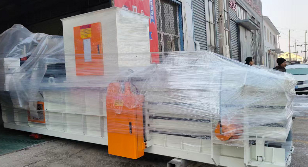 Vertical Small Hydraulic Baling Press Machine With 20-40 MPa 3PH380V