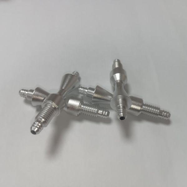 Precision CNC milling customization of aluminum alloy titanium alloy stainless steel parts