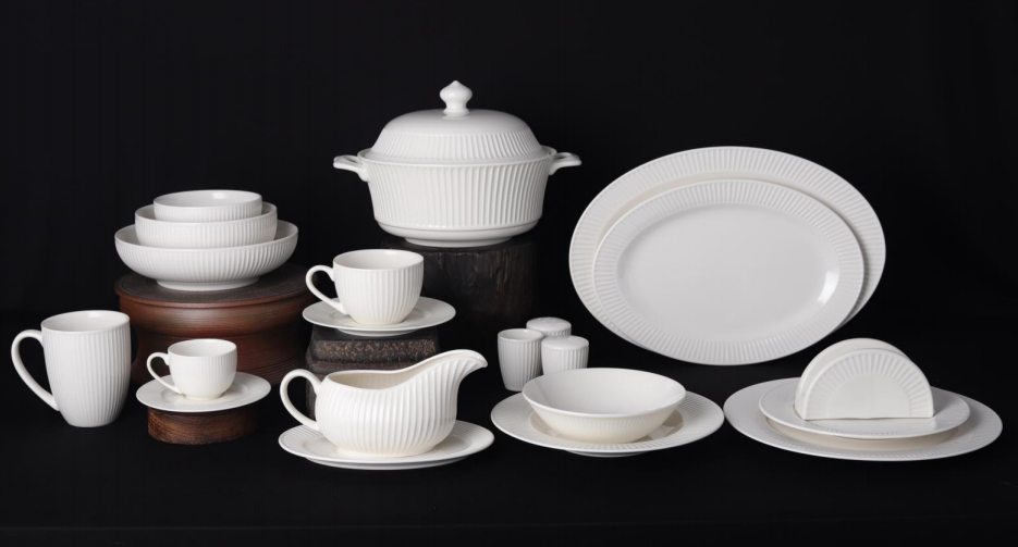 new bone china - Embossed dinning set  white glaze for daily used ceramics