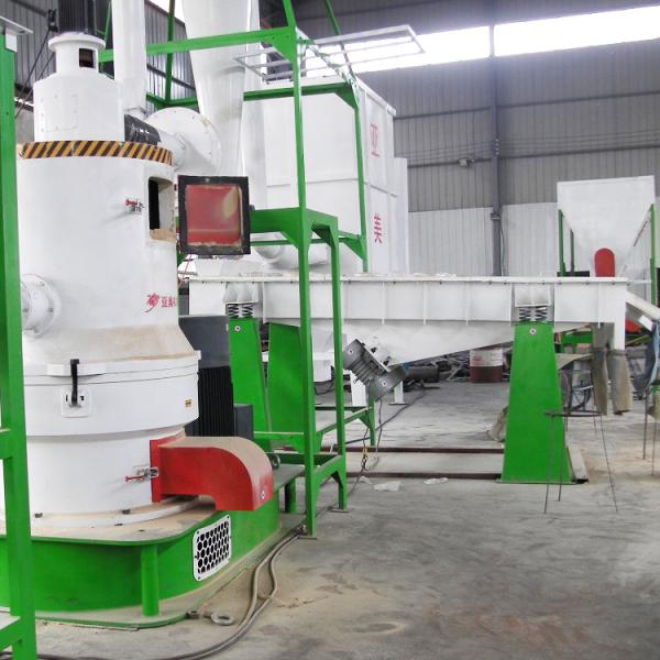 Moinho de madeira do pó de Y-850 30kw 3300r/Min 2600kg