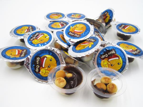 petisco do chocolate do copo da estrela 4g no chocolate do Sweety do frasco do PVC com cookie friável