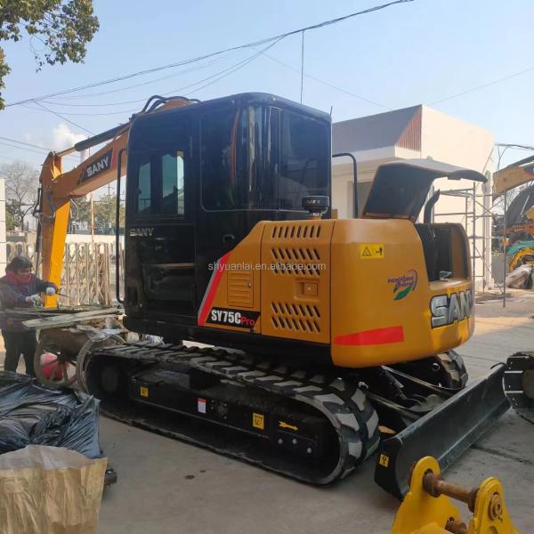 Pelle d'occasion Sany SY75C 0-2000 heures de travail Bon état