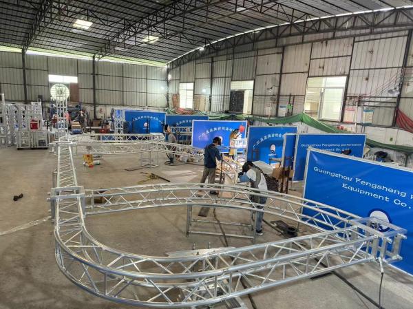 2m 3m 4m Aluminum Alloy Mult Angle Lighting Truss Display For Event / Exhibits