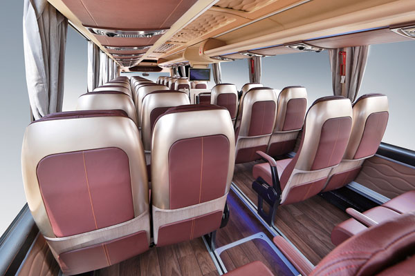 12m Golden Dragon Coach Bus 24-54 Seats 375HP Euro 4 XML6129J15S1