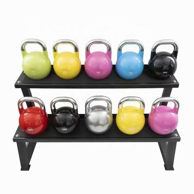 Entraînement avec des poids libres Exercice de gym Kettlebell