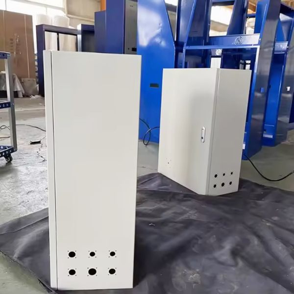 Custom IP65/IP66-rated Power Distribution Panel and Electrical Enclosure with 220V/380V Nominal Voltage