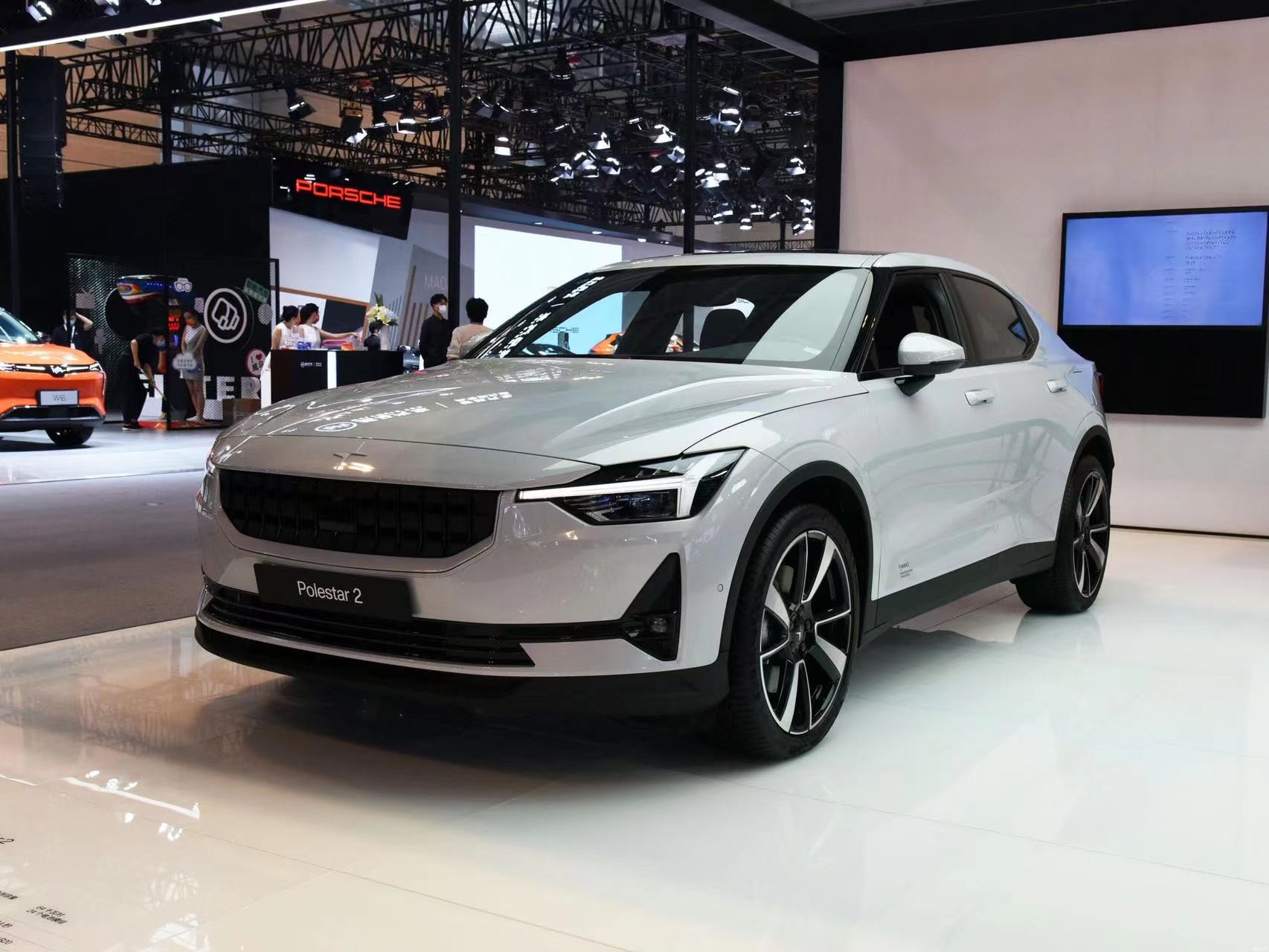 Версия батареи двойного мотора 2021 Polestar 2 длинная компактирует хэтчбек 512km 78kwh EV