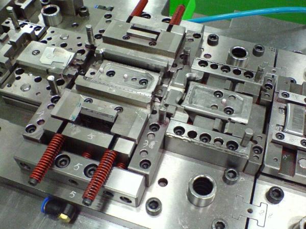 Custom sheet metal stamping dies for precision electronic parts , stamping material SECC