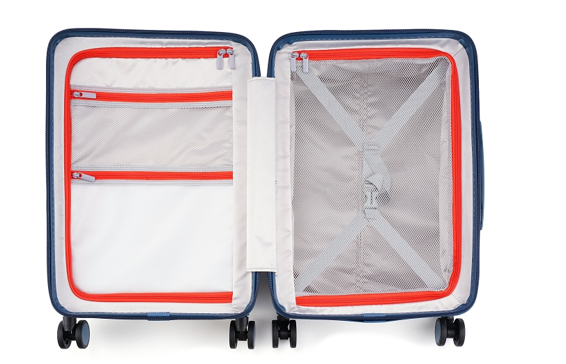 72cm 5.4kg Travel Luggage Suitcase Smart Cabin Luggage Lightweight Hard Shell Anti Explosion