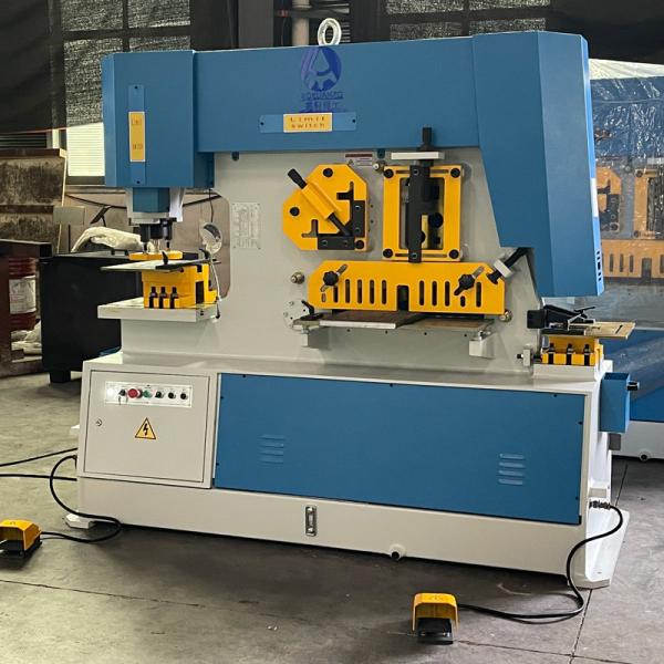 High Pressure 120T Punching Thickness 28mm Hydraulic Ironworker Machine, 2355*960*2200mm Dimension