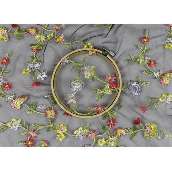 La suavidad coloreó la tela floral bordada del cordón/la tela del cordón de la red para el vestido de boda de las mujeres