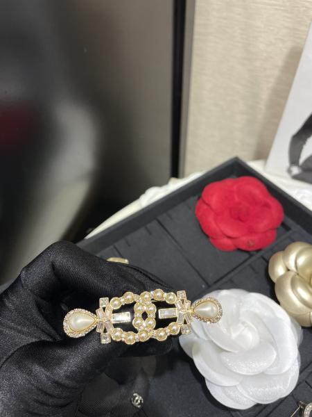 Beautiful Diamond Silver Brooch High End Brooch Sophisticated
