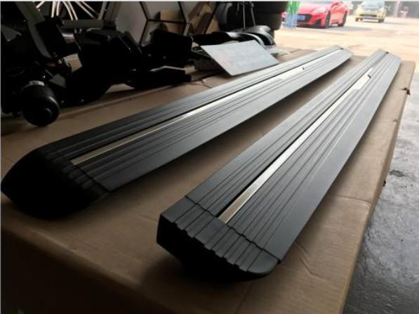 Estribos retráctiles automáticos para Jeep Compass con resistencia a la corrosión