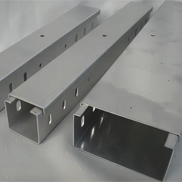Galvanized Cable Tray with Wall Mounting and Floor Mounting Installation 2m-6m Length CFR Terms