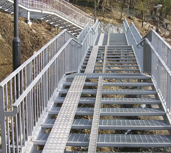 Galvanized High Strength Corrosion Resistant Steel Grating and Drainage Grates for Industrial Use