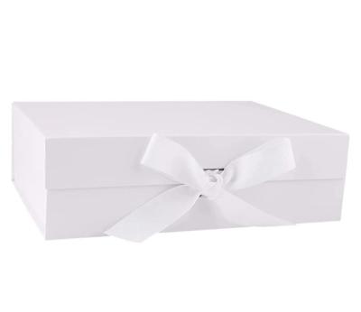 Caixas de embalagem de papel personalizadas elegantes com fita de cor variável e selo magnético
