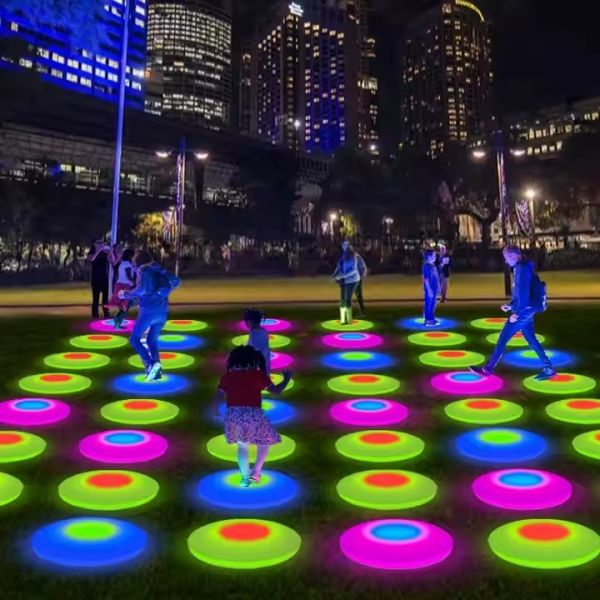 IP65 Waterproof LED Dance Floor Tile with 16 Color Changeable Lighting and 200KG Load Capacity for Interactive Play