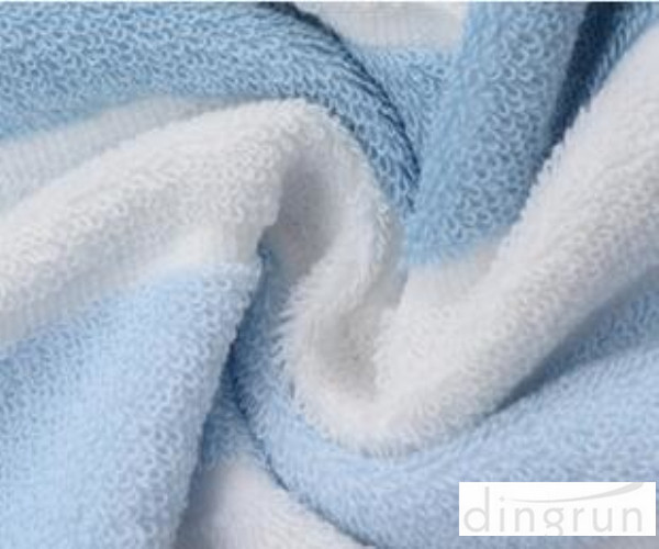 Soft Touch Fadeless Sports Gym Towels , Eco - Friendly Athletic Cooling Towel 35*95cm