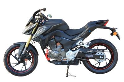 Único a motocicleta de refrigeração da rua da motocicleta da bicicleta 250cc dos esportes do cruzador do curso do cilindro 4 óleo conduziu a luz sem câmara de ar