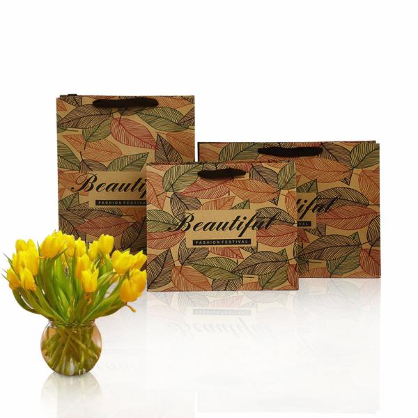 Pink Grey Twisted Handle Paper Bags Custom Retail Packaging Bags 250g 300g